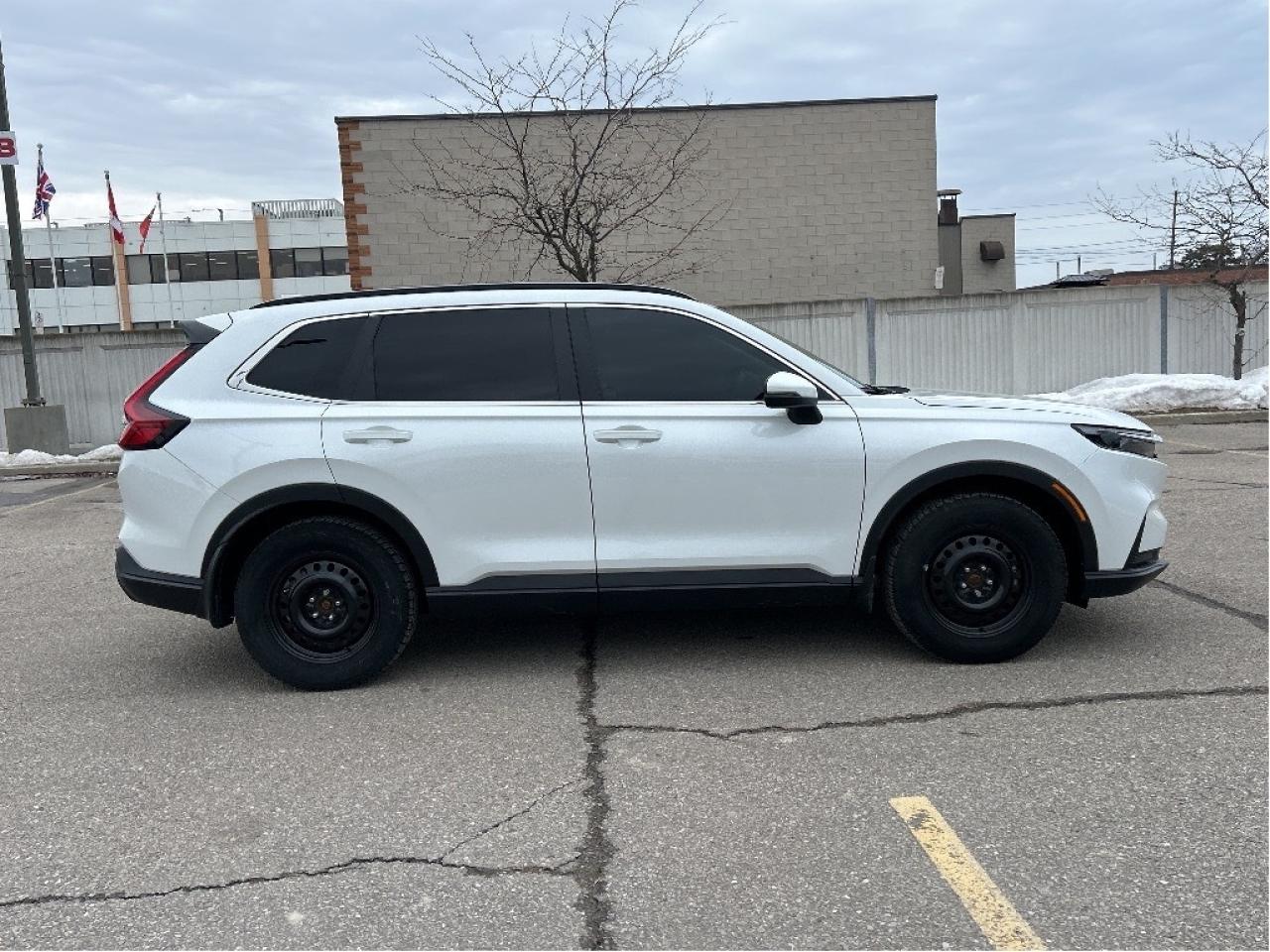 2023 Honda CR-V Sport-B AWD  Sunroof  Carplay   R.Cam H.Seats Photo
