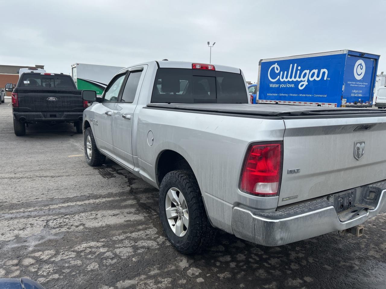 2016 RAM 1500 SLT 5.7 V8 CREW CAB AS IS Photo