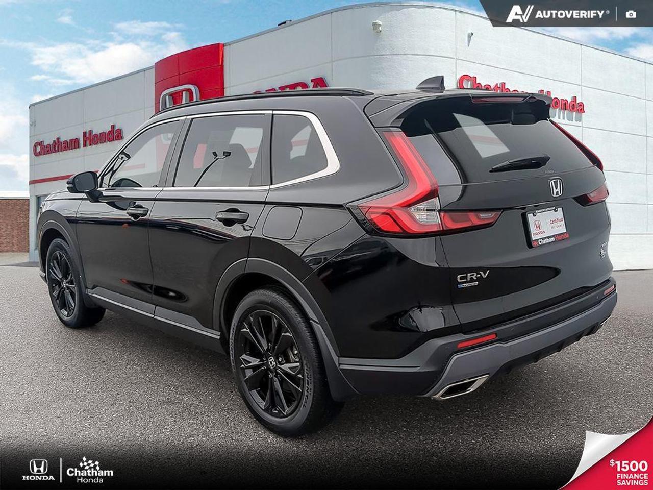 2024 Honda CR-V Hybrid Touring Photo3