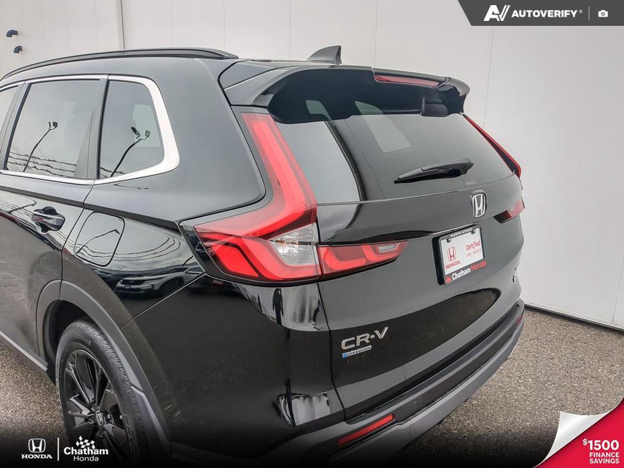 2024 Honda CR-V Hybrid Touring Photo