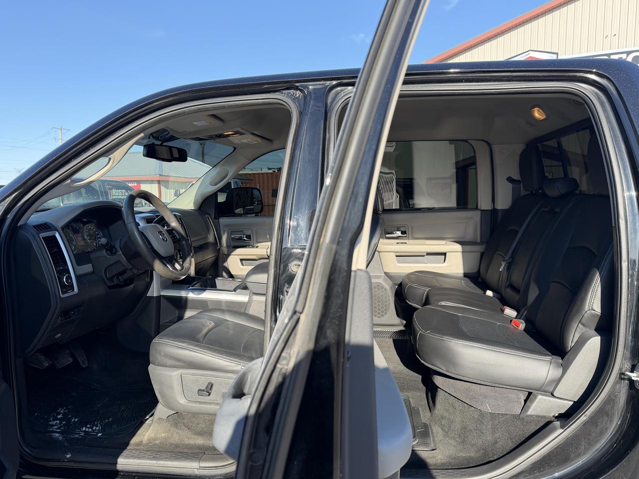 2012 RAM 2500 SLT LIFT/WHEEL/TIRE PKG! Photo