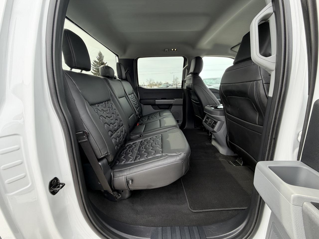 2023 Ford F-350 XLT LEVEL/WHEEL/TIRE/LEATHER PKG!! Photo