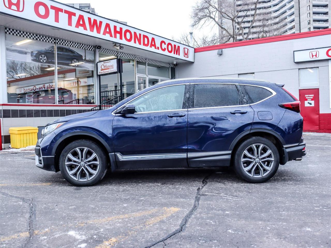 2022 Honda CR-V Touring LEATHER NAVI SUNROOF Photo