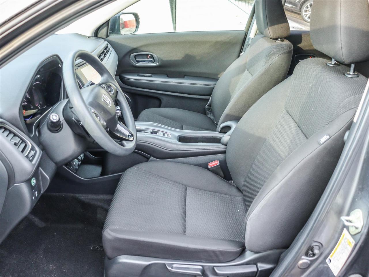 2017 Honda HR-V EX 2WD SUNROOF ALLOY WHEELS Photo