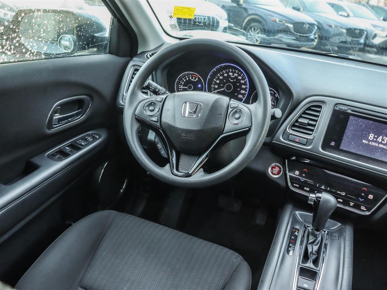 2017 Honda HR-V EX 2WD SUNROOF ALLOY WHEELS Photo