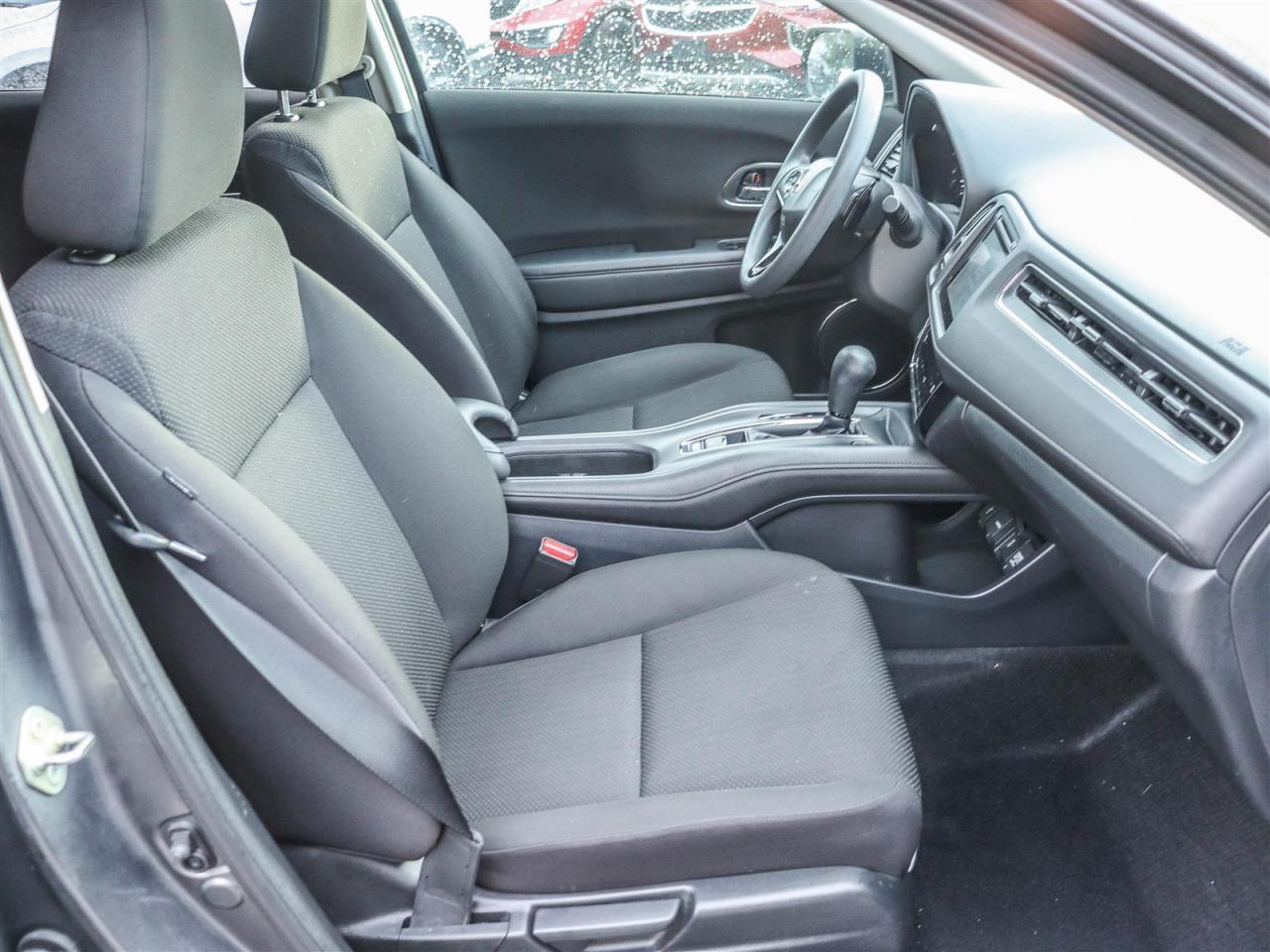 2017 Honda HR-V EX 2WD SUNROOF ALLOY WHEELS Photo