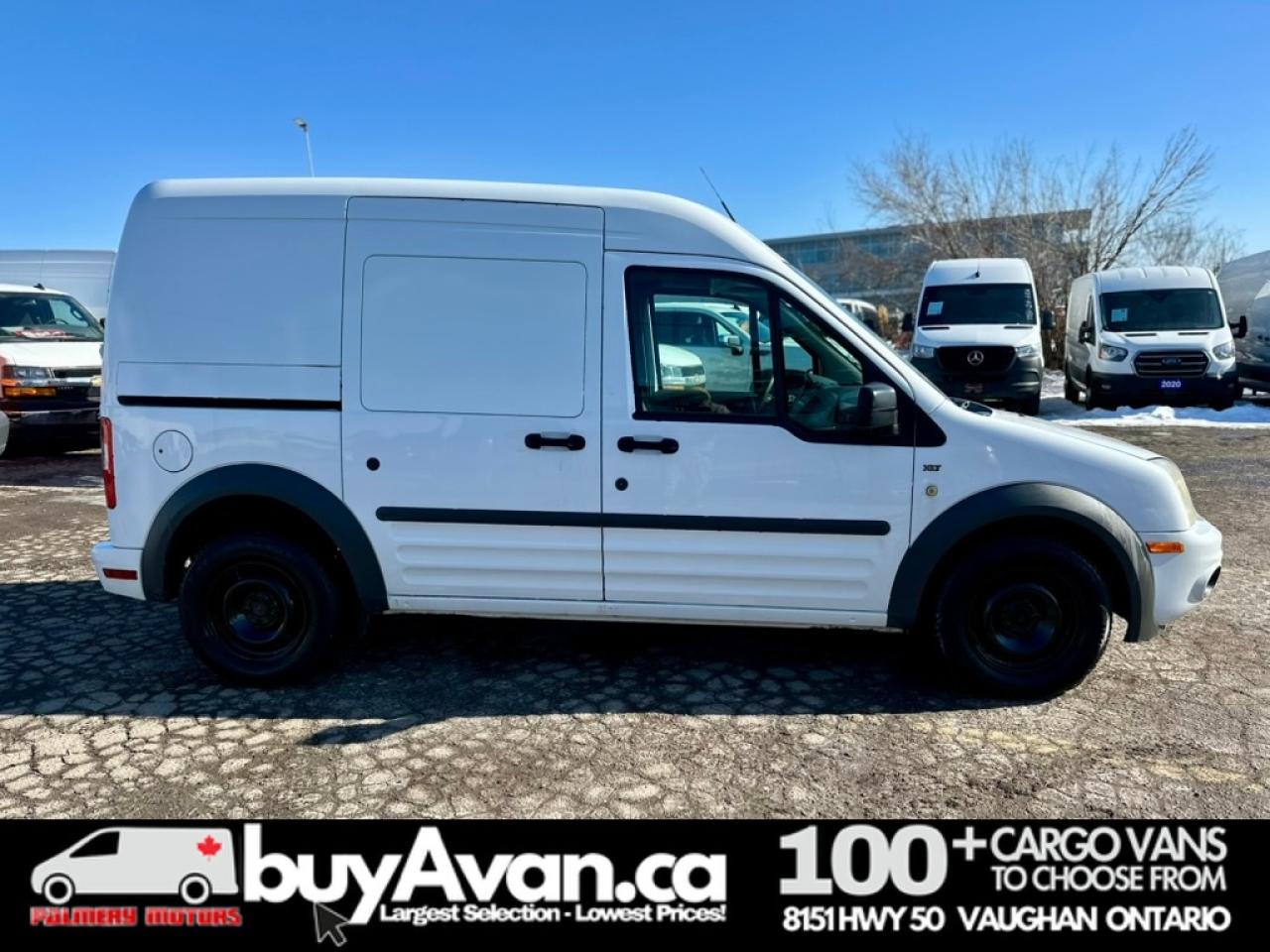 2012 Ford Transit Connect Cargo Van XLT LOW KMS 1-OWNER + Divider Photo
