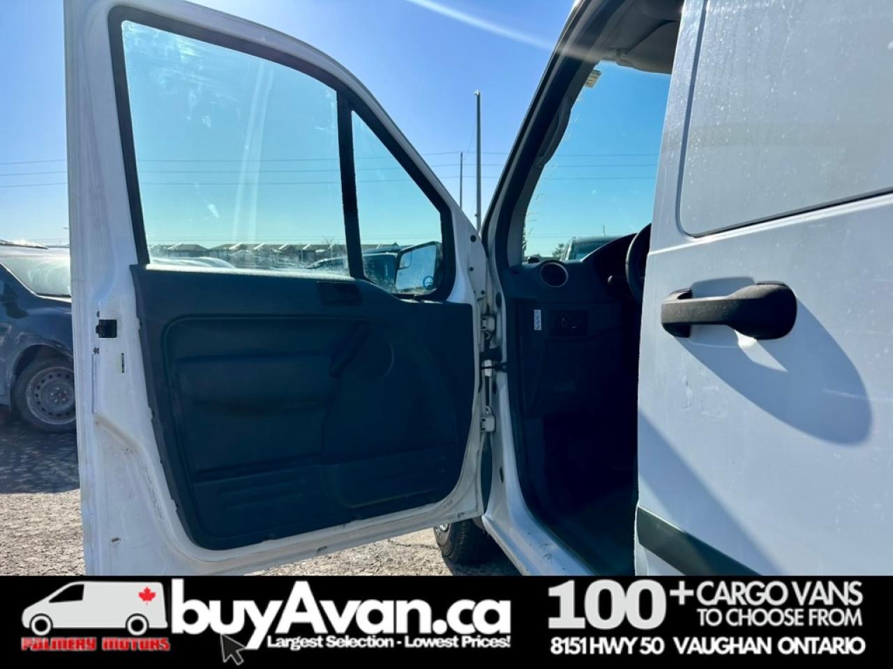 2012 Ford Transit Connect Cargo Van XLT LOW KMS 1-OWNER + Divider Photo