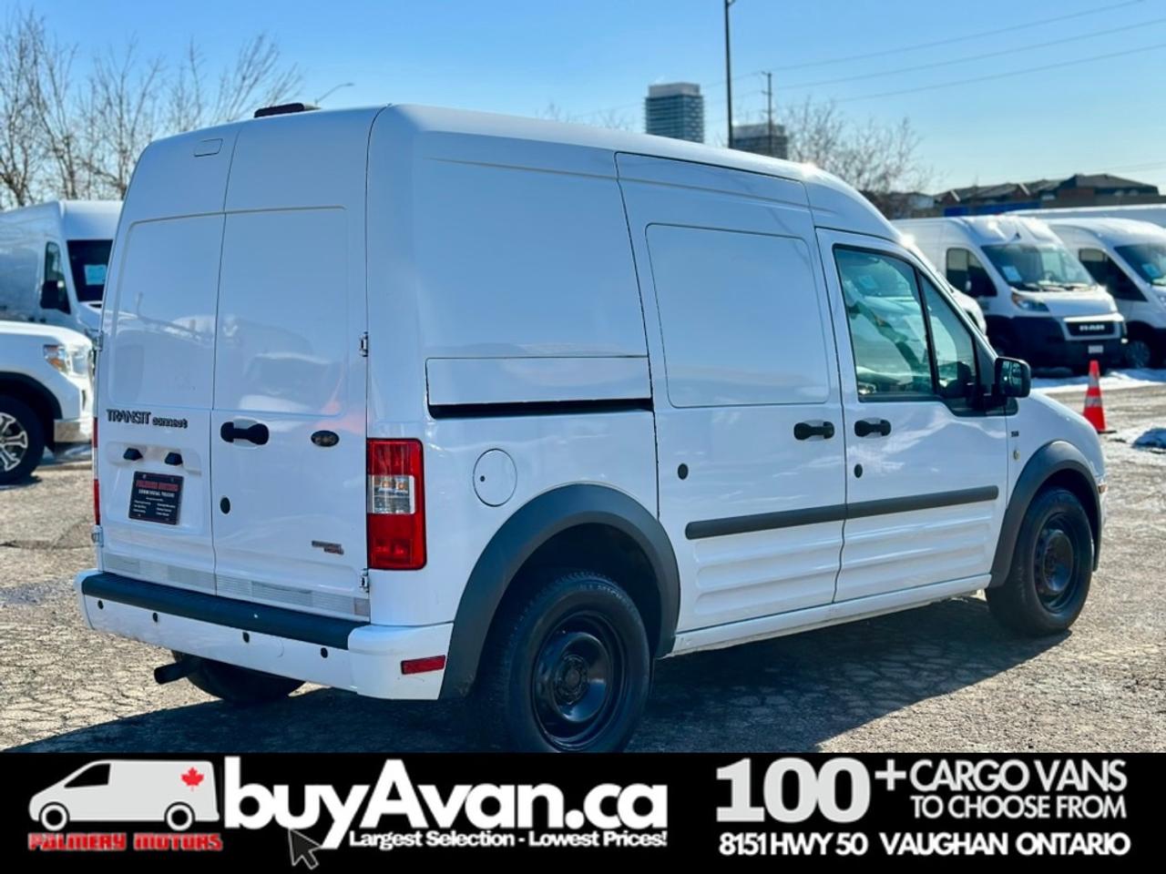 2012 Ford Transit Connect Cargo Van XLT LOW KMS 1-OWNER + Divider Photo