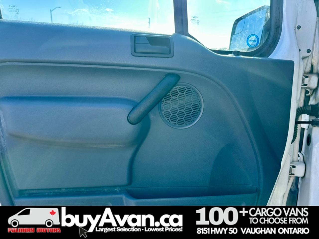 2012 Ford Transit Connect Cargo Van XLT LOW KMS 1-OWNER + Divider Photo
