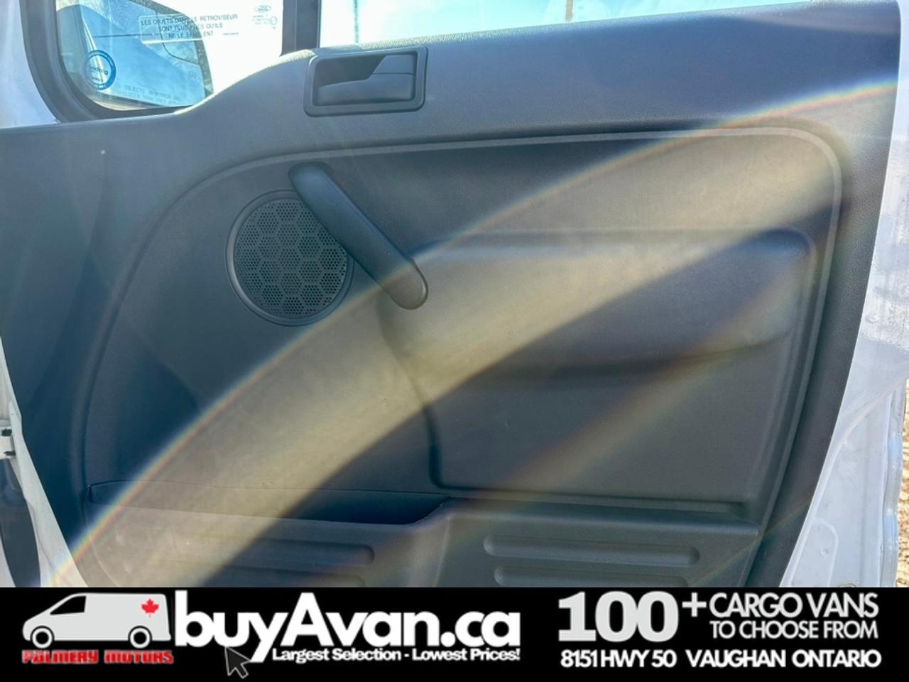 2012 Ford Transit Connect Cargo Van XLT LOW KMS 1-OWNER + Divider Photo