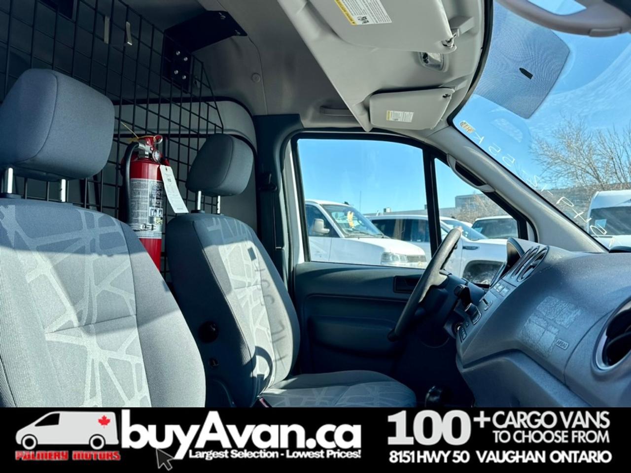 2012 Ford Transit Connect Cargo Van XLT LOW KMS 1-OWNER + Divider Photo