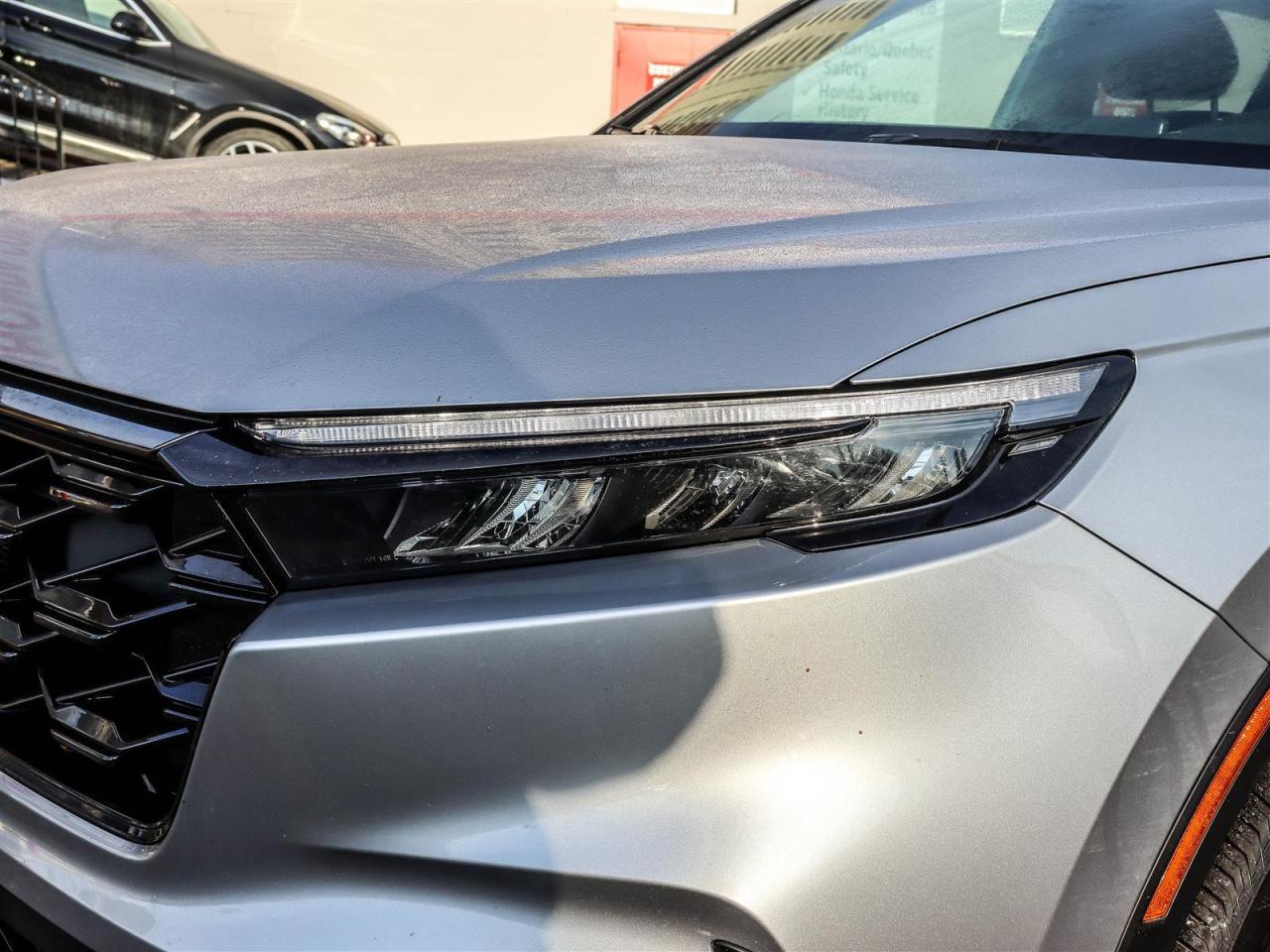 2023 Honda CR-V Hybrid Touring LEATHER NAVI SUNROOF Photo