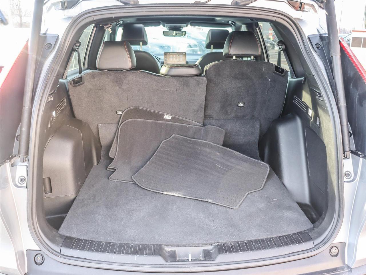 2023 Honda CR-V Hybrid Touring LEATHER NAVI SUNROOF Photo