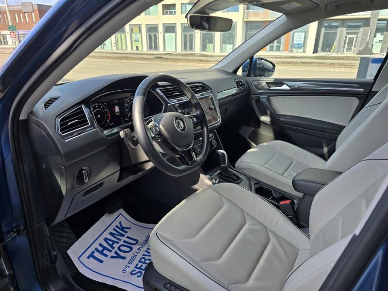 2019 Volkswagen Tiguan Highline 2.0T 8sp at w/Tip 4M Photo
