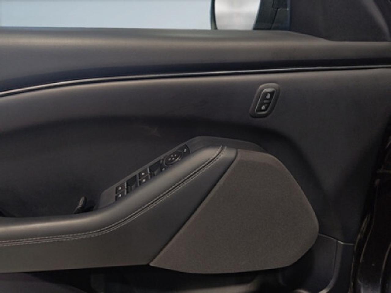 2022 Ford Mustang Mach-E Select AWD/ NAVI / Leather / CarPlay / Back-Up Cam Photo