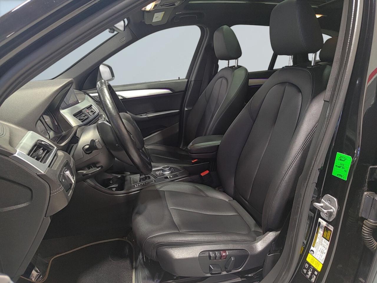 2021 BMW X1 xDrive28i / Lane Departure / Leather / Sunroof / N Photo