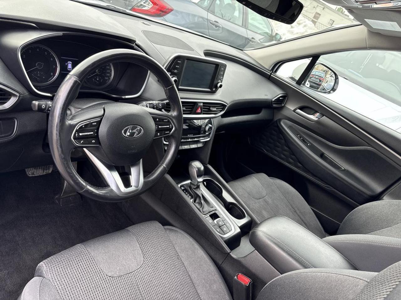 2019 Hyundai Santa Fe Preferred AWD Photo