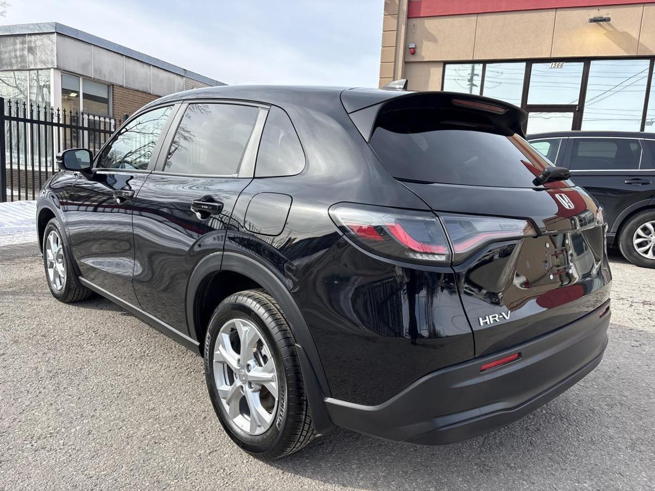 2025 Honda HR-V LX Honda Certified With 7YRS/160K Warranty Photo3