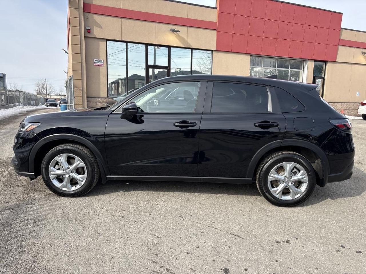 2025 Honda HR-V LX Honda Certified With 7YRS/160K Warranty Photo4