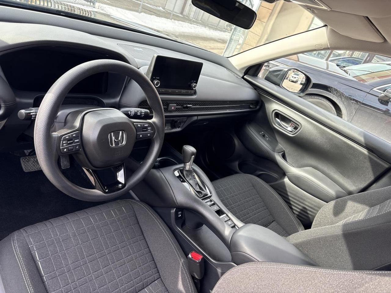 2025 Honda HR-V LX Honda Certified With 7YRS/160K Warranty Photo