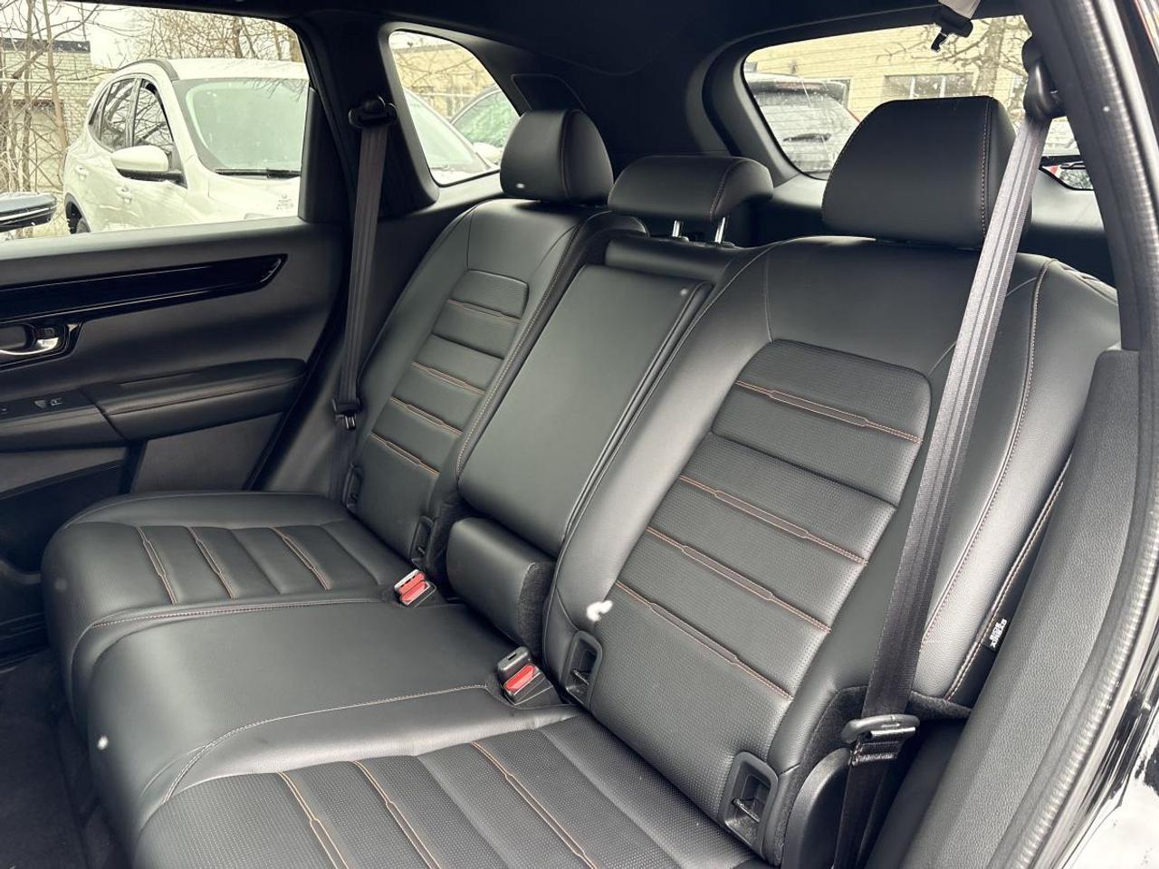 2024 Honda CR-V Hybrid Touring Honda Certified With 7YR/160K Warranty Photo