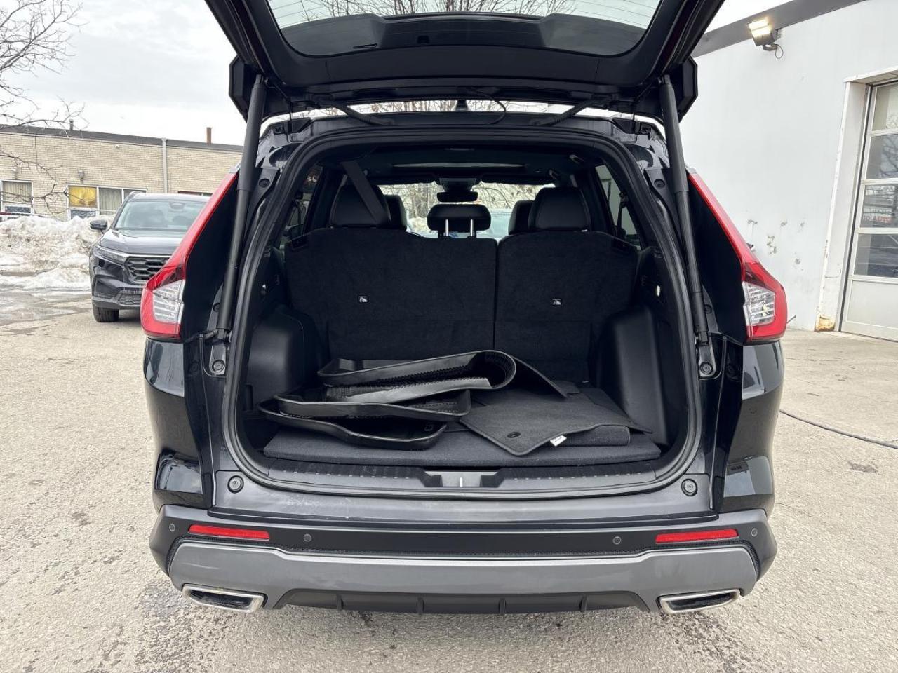 2025 Honda CR-V Hybrid Touring Honda Certified With 7YR/160K Warranty Photo