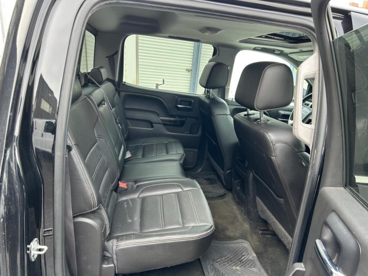 2016 GMC Sierra 1500 Denali 4WD / Crew Cab / Short Box / Sunroof / Heat Photo