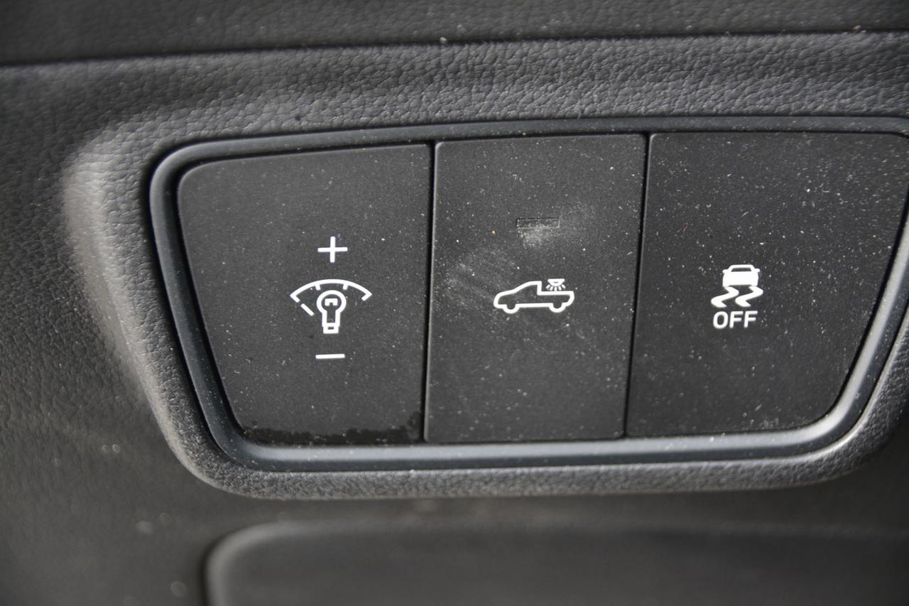2024 Hyundai Santa Cruz Trend AWD Photo