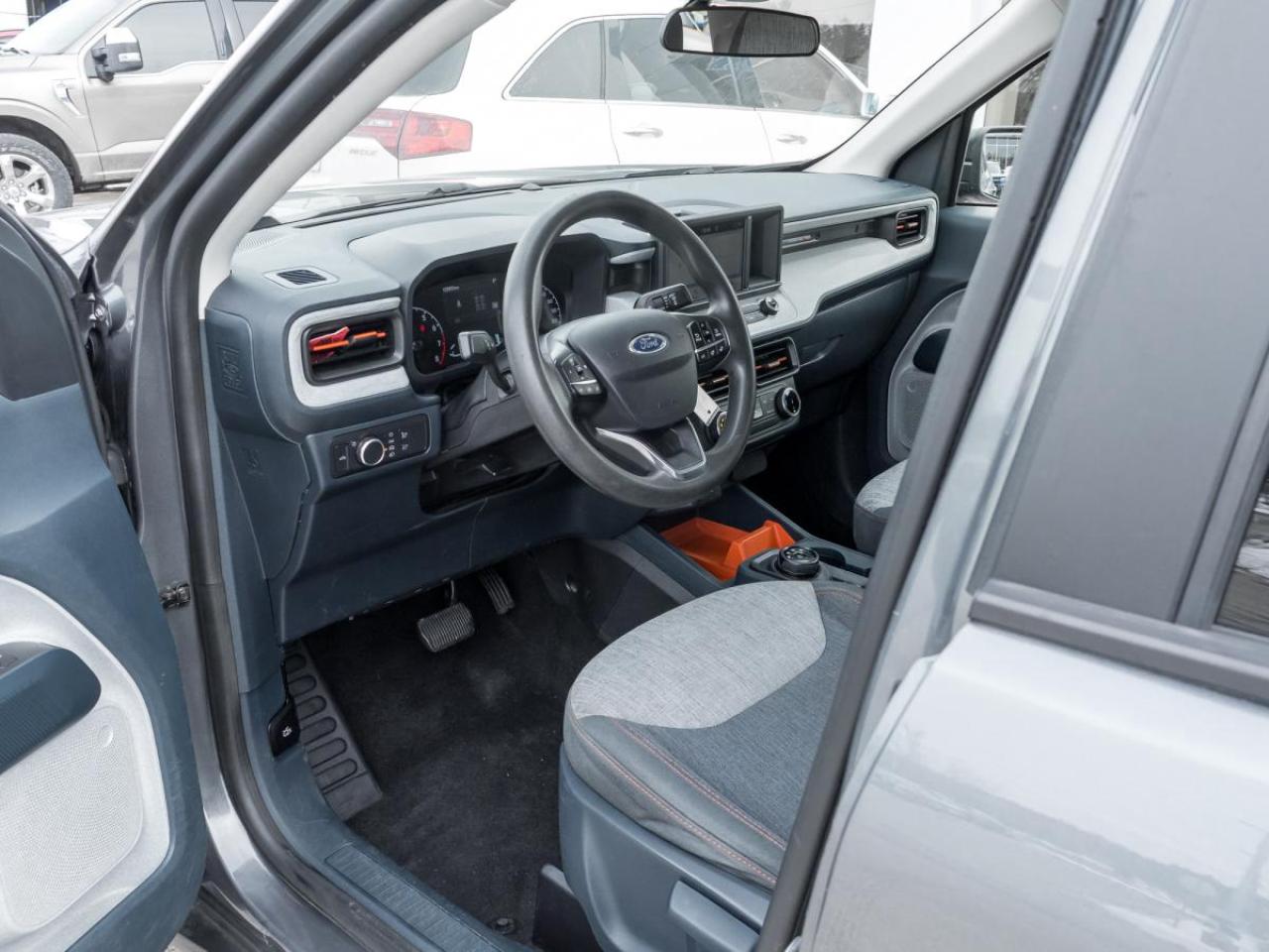 2022 Ford Maverick XLT Photo