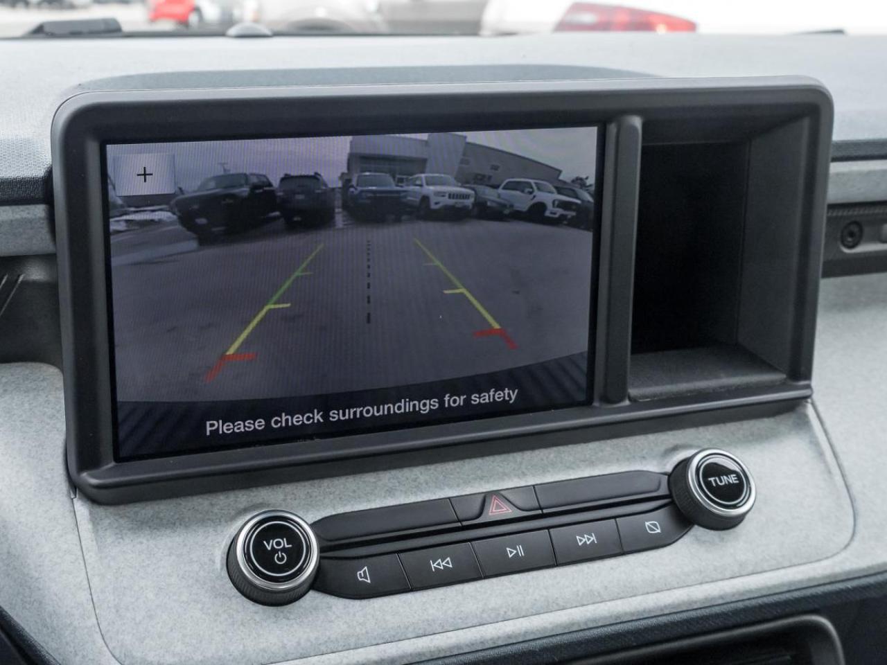 2022 Ford Maverick XLT Photo