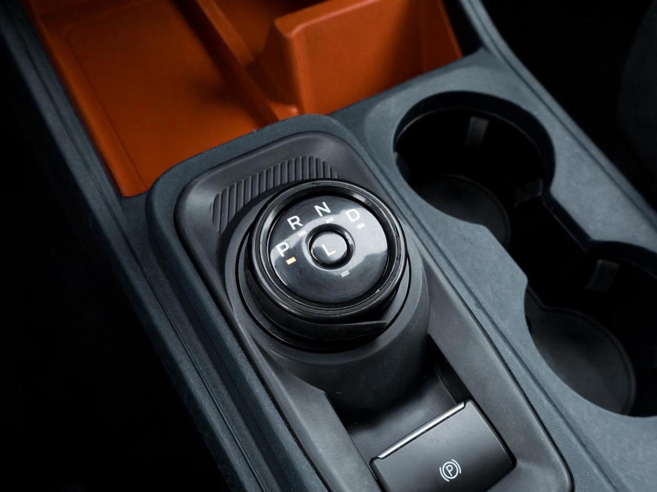 2022 Ford Maverick XLT Photo