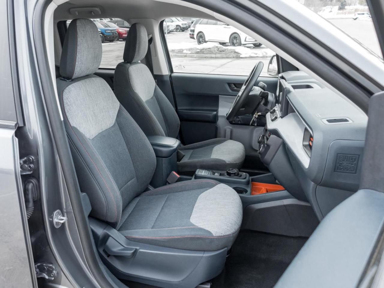 2022 Ford Maverick XLT Photo