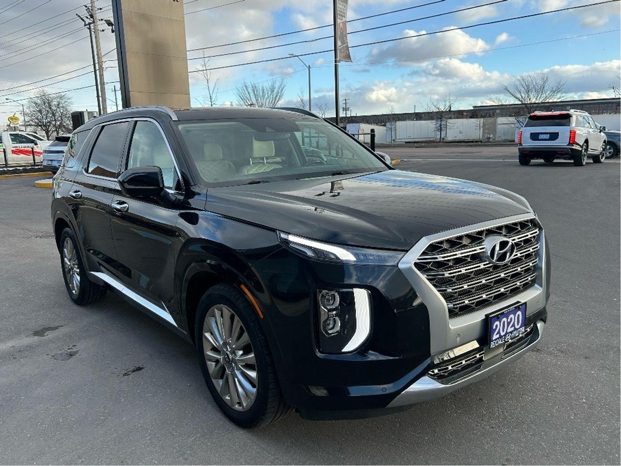 2020 Hyundai PALISADE Ultimate 7-Passenger AWD Photo