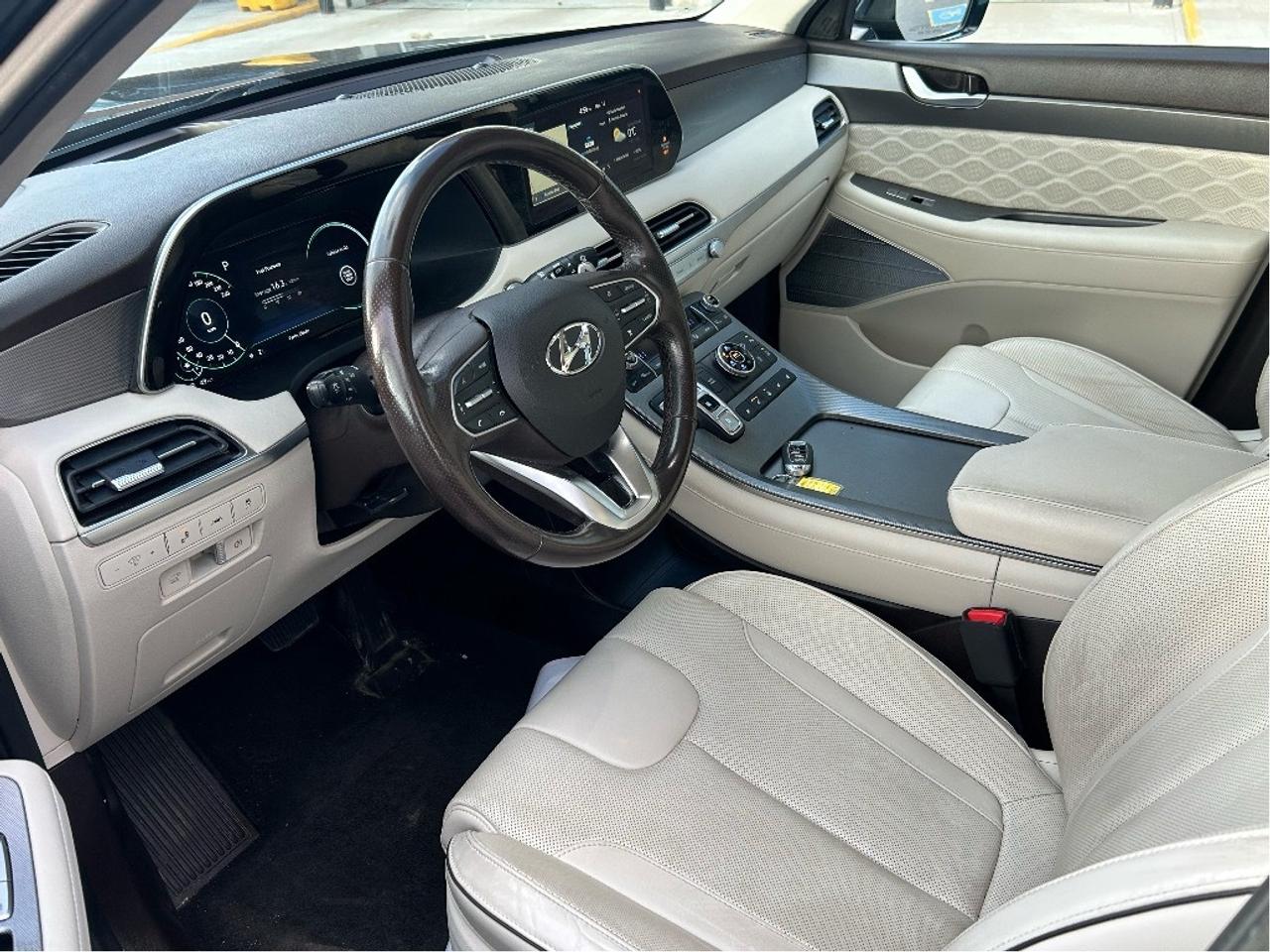 2020 Hyundai PALISADE Ultimate 7-Passenger AWD Photo
