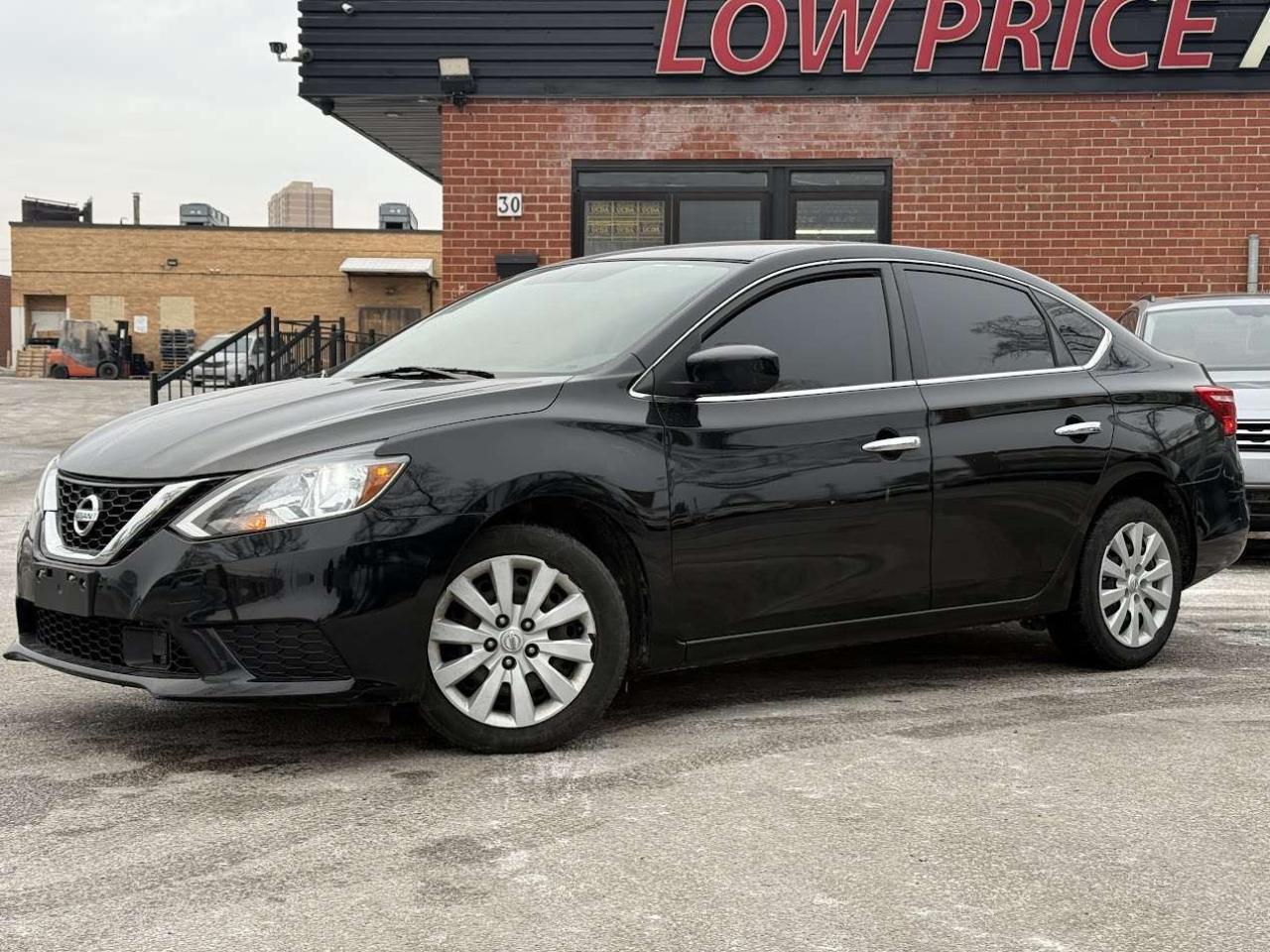 2019 Nissan Sentra NO ACCIDENTS l 1.8L l FWD l Eco l Bluetooth l 4Cyl Photo