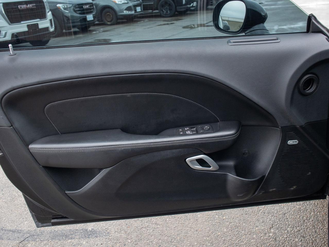 2016 Dodge Challenger R/T - V8 Engine   Manual Photo