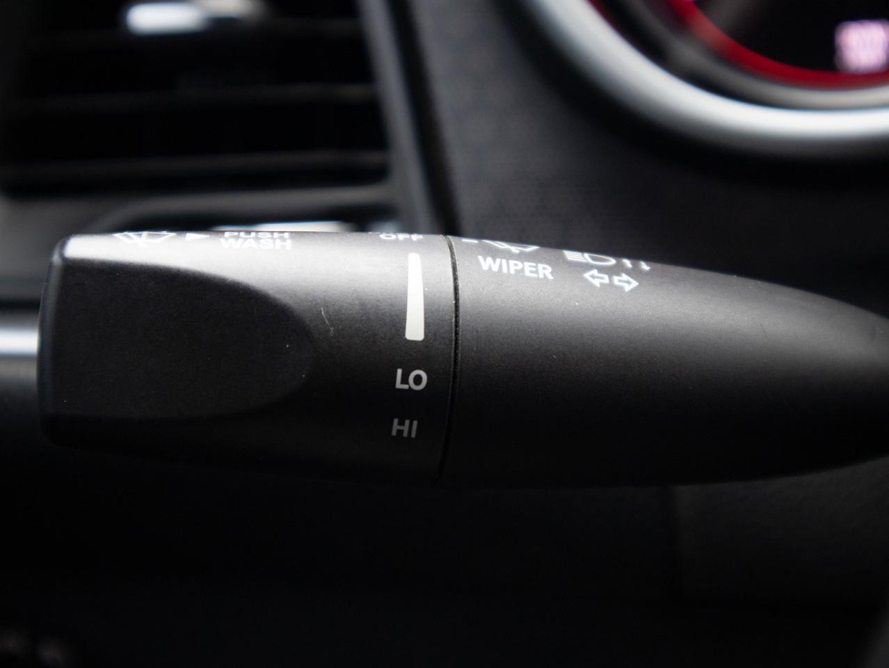 2016 Dodge Challenger R/T - V8 Engine   Manual Photo