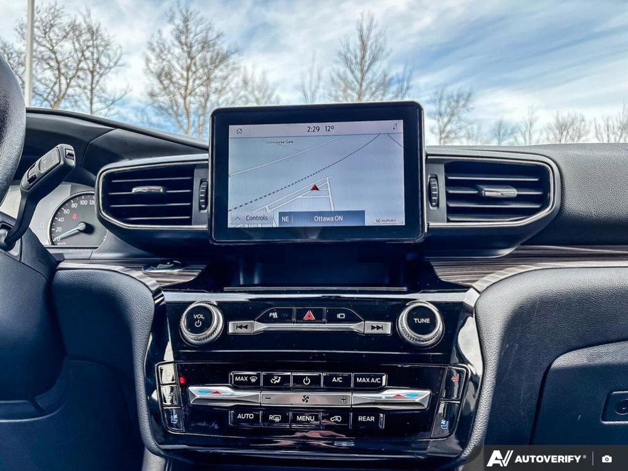 2021 Ford Explorer LIMITED Photo