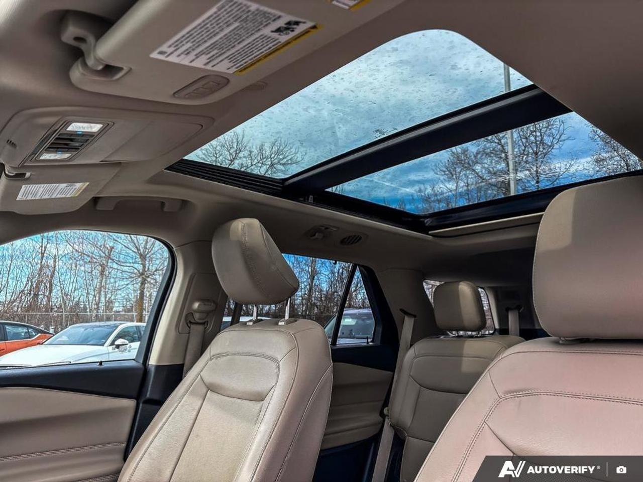 2021 Ford Explorer LIMITED Photo