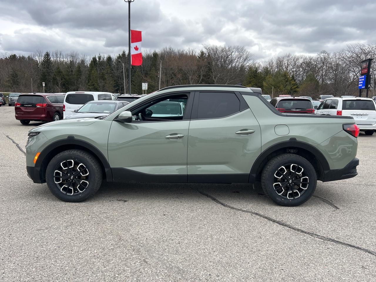 2022 Hyundai Santa Cruz PREFERRED, HEATED LEATHER, AWD, REMOTE START! Photo