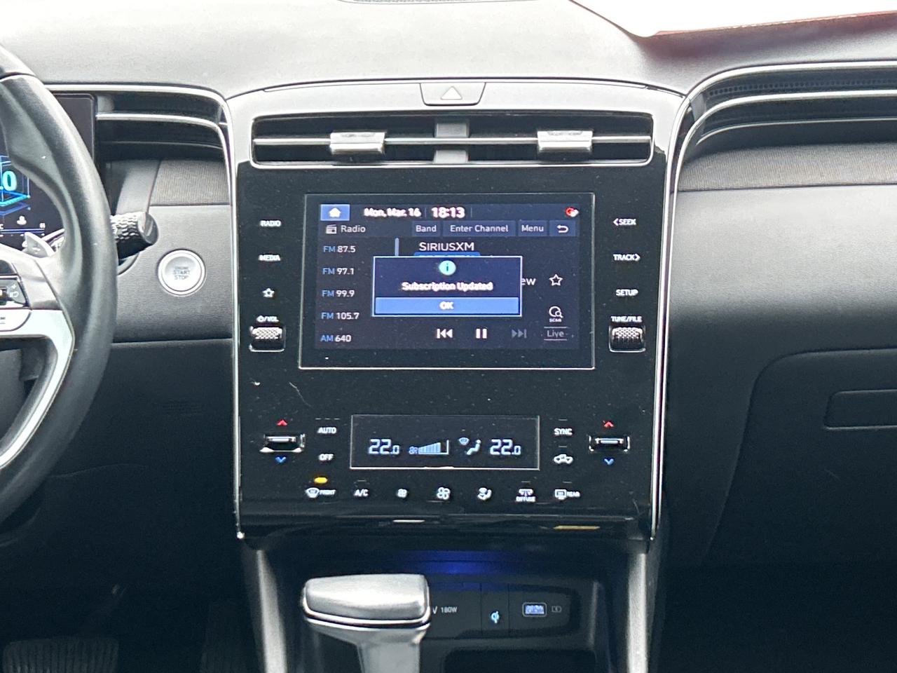 2022 Hyundai Santa Cruz PREFERRED, HEATED LEATHER, AWD, REMOTE START! Photo