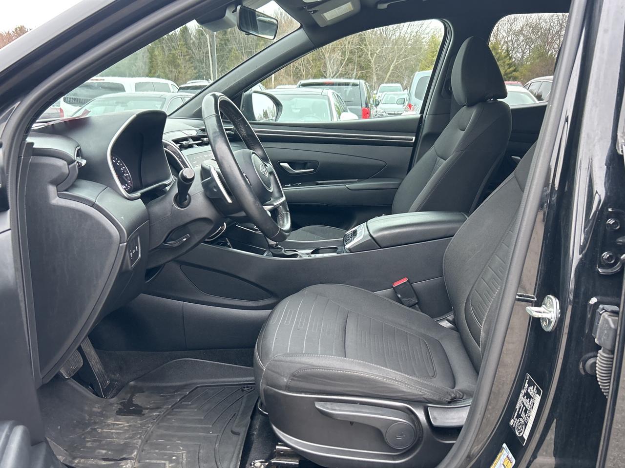 2023 Hyundai Santa Cruz PREFERRED, CLEAN CARFAX, REMOTE START, BACK UP CAM Photo