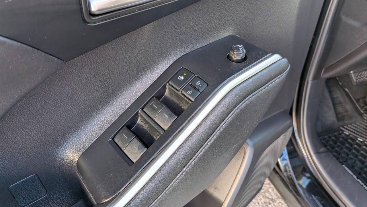 2021 Toyota Highlander XLE AWD Photo