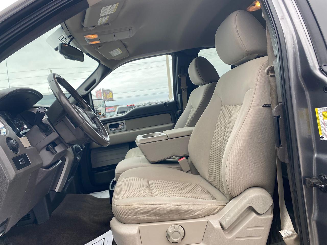 2010 Ford F-150 XLT Super Cab 4x4 ~Tonneau ~Heated Mirrors ~LOW KM Photo