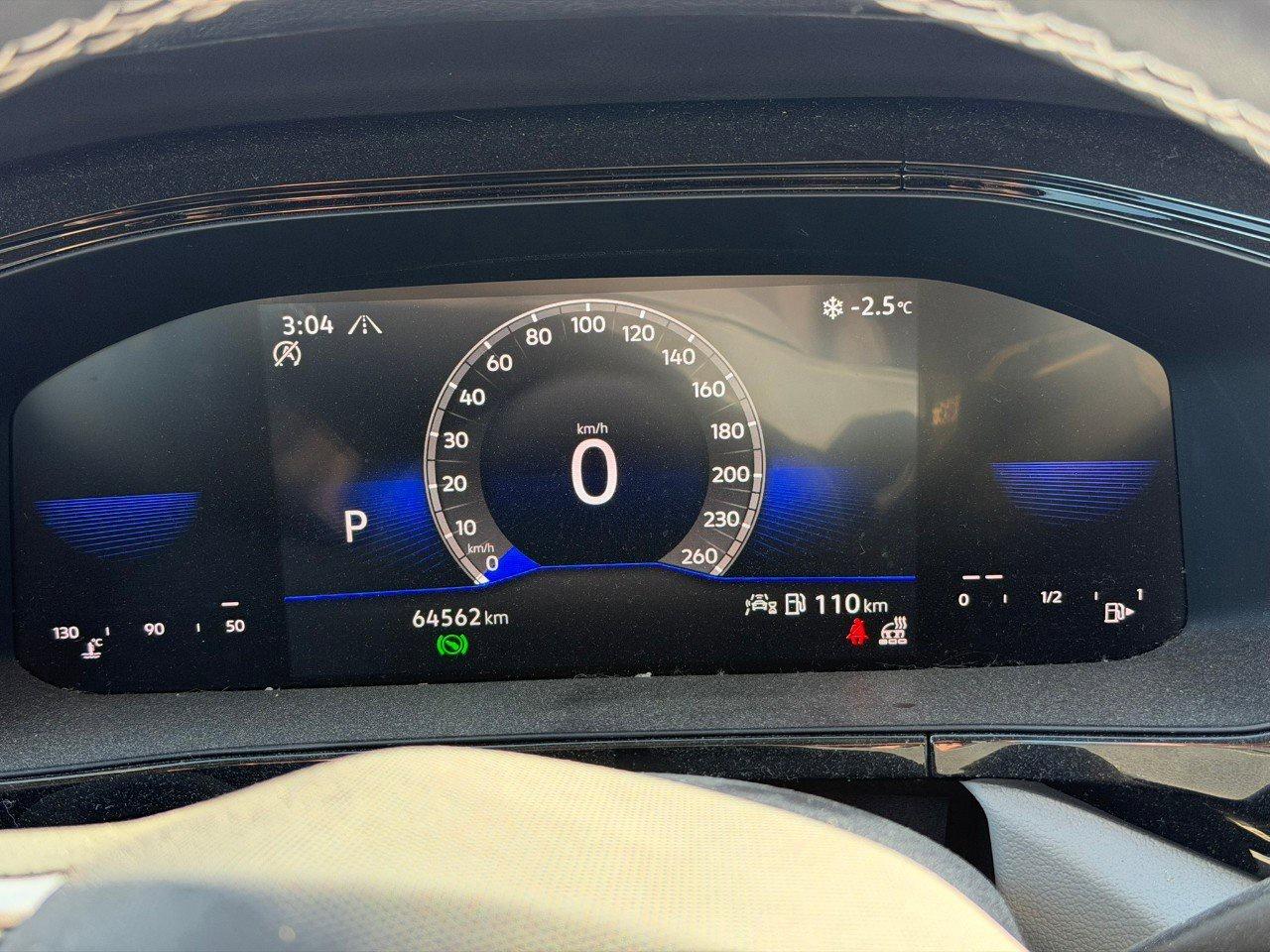 2023 Volkswagen Taos TrendlineONE-OWNER, ACCIDENT-FREE, AWD, CARPLAY, D Photo