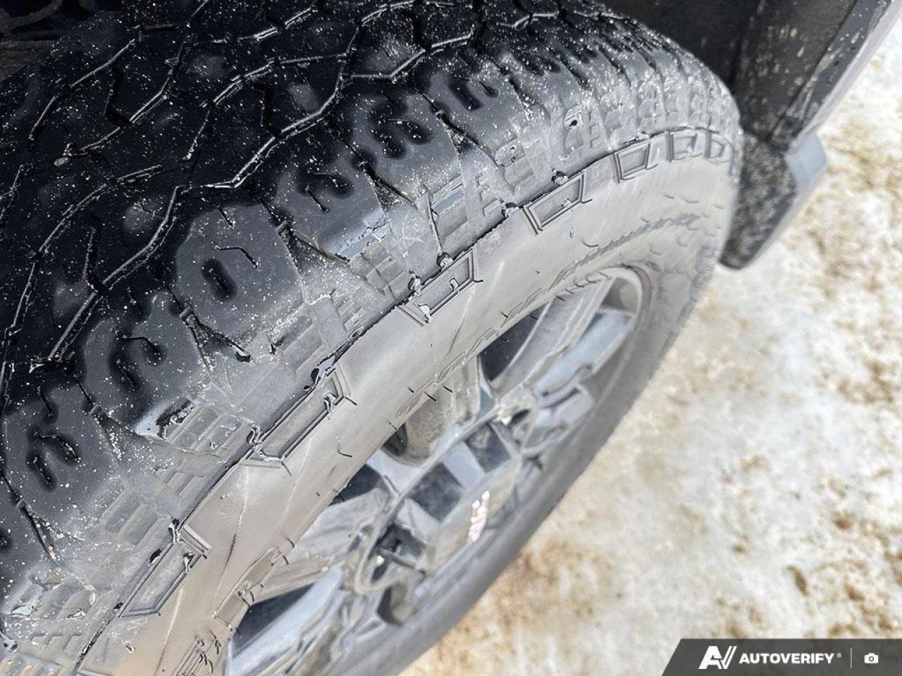 2024 GMC SIERRA 2500HD AT4Trailer Brake Controller   Heated Seats   Remot Photo