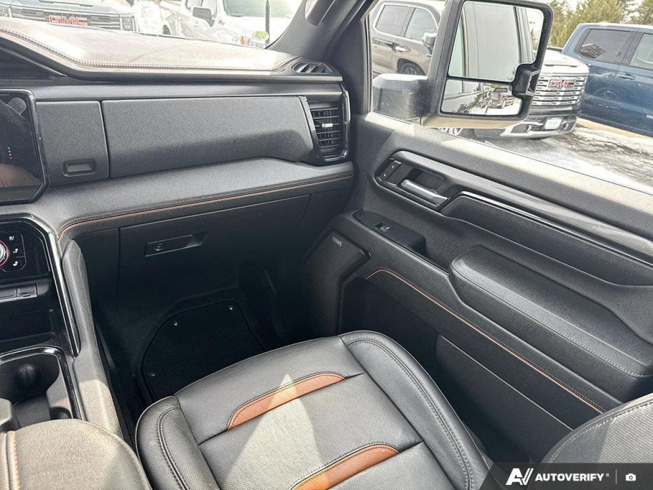 2024 GMC SIERRA 2500HD AT4Trailer Brake Controller   Heated Seats   Remot Photo