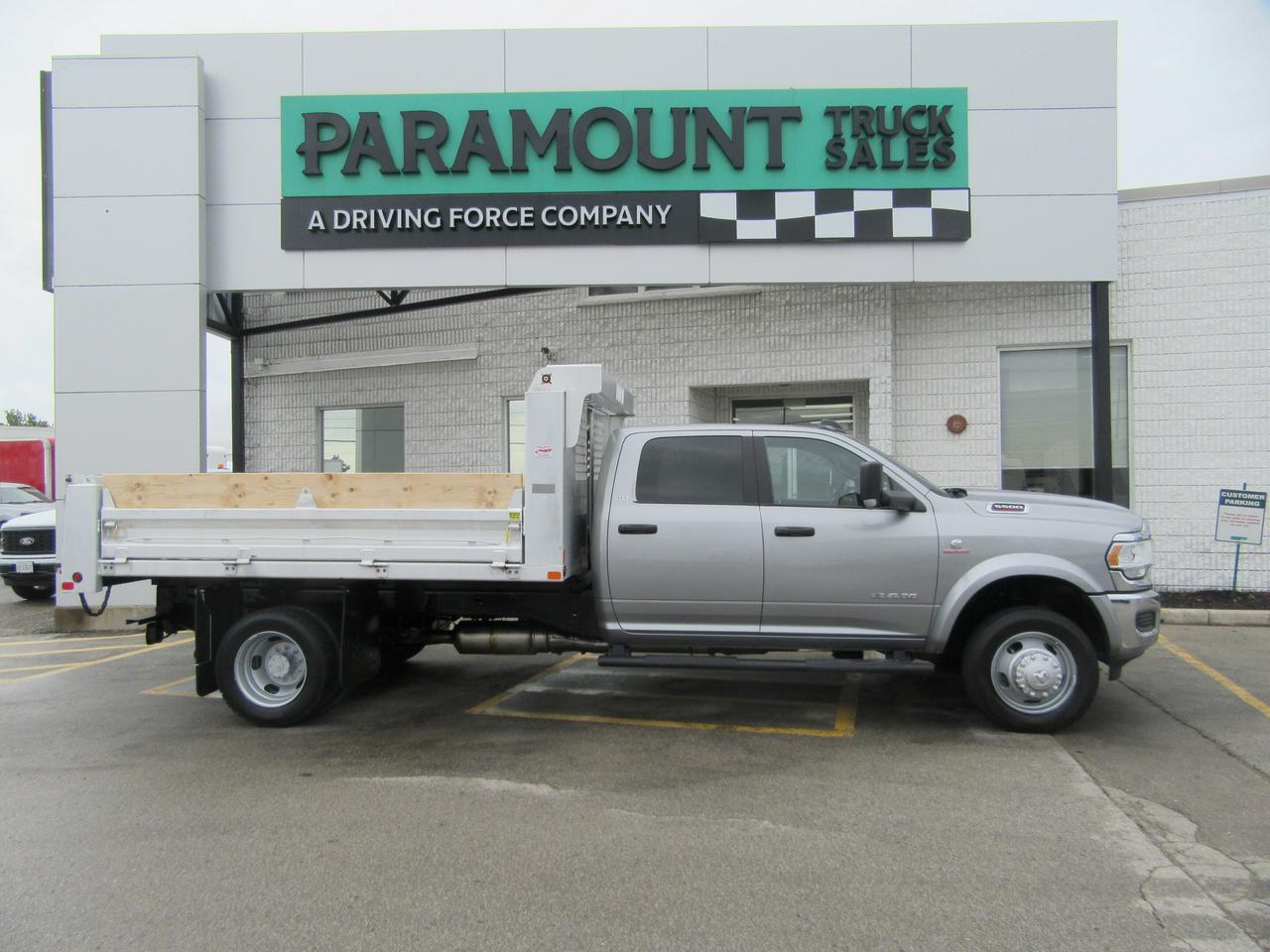 2022 RAM 5500 5500 CREW CAB DIESEL 4X4 12FT DUMP BOX Photo
