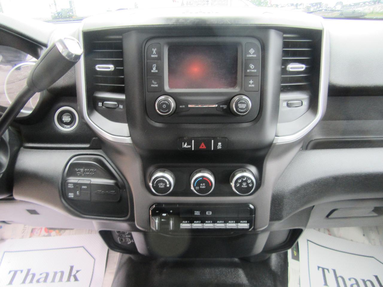 2022 RAM 5500 5500 CREW CAB DIESEL 4X4 12FT DUMP BOX Photo